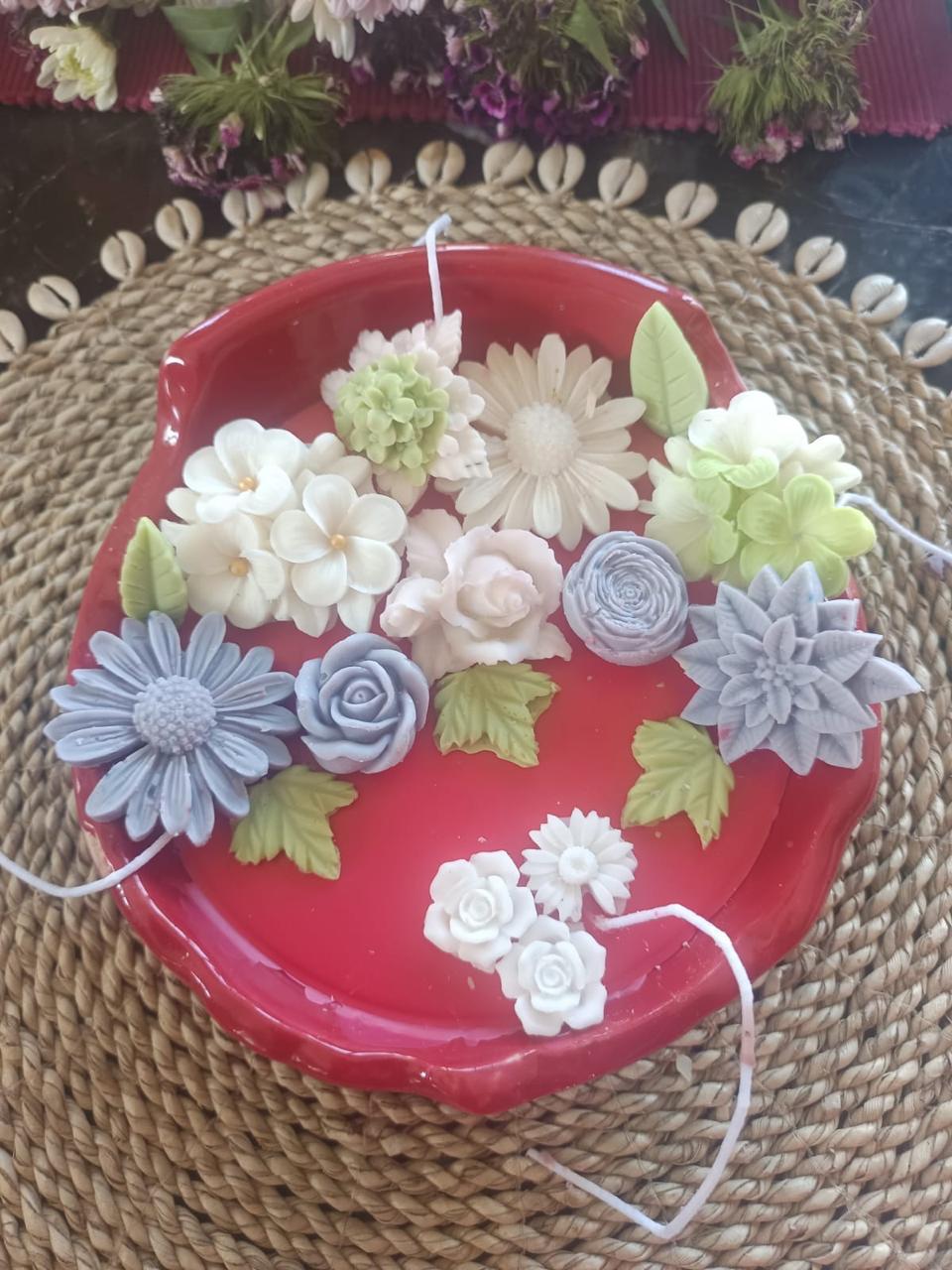 Blooming Meadow Floral Dish Candle